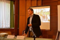 Sajtótájékoztatóval egybekötött közmeghallgatás