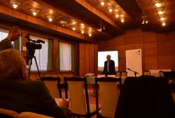 Sajtótájékoztatóval egybekötött közmeghallgatás